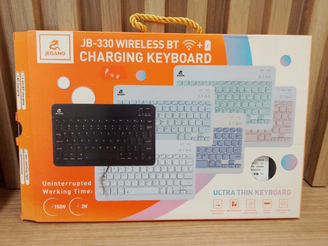 Wireless Bluetooth Keyboard for Phone & iPad